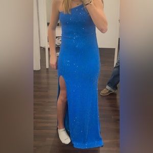 Stunning blue formal dress